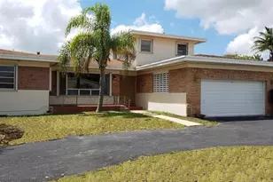 703 NW 6th St, Hallandale Beach, FL 33009 - Photo 1