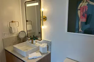 159 NE 6th St, Miami, FL 33132 - Photo 24