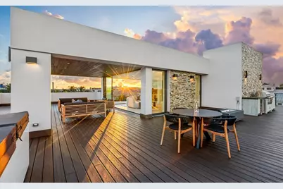 2000  Harbourview Dr, Fort Lauderdale, FL 33316 - Photo 40