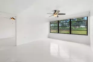 6061 Balboa Cir, Boca Raton, FL 33433 - Photo 16