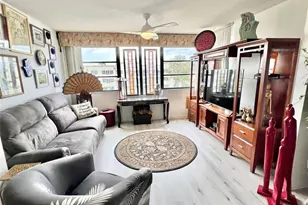 10842 W Clairmont Cir, Tamarac, FL 33321 - Photo 10