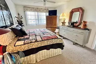 10842 W Clairmont Cir, Tamarac, FL 33321 - Photo 14