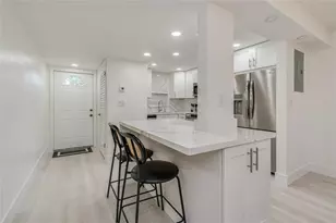 411 S Hollybrook Dr, Pembroke Pines, FL 33025 - Photo 10