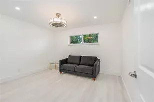 411 S Hollybrook Dr, Pembroke Pines, FL 33025 - Photo 16