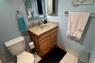 61 Camden C, West Palm Beach, FL 33417 - Photo 10