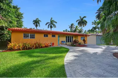 1316  Madison St, Hollywood, FL 33019 - Photo 1