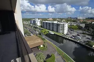 1800 NE 114th St, Miami, FL 33181 - Photo 2