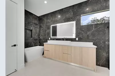 656 NW 21st St, Wilton Manors, FL 33311 - Photo 16