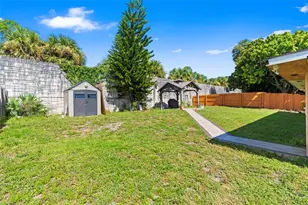 9978 Moss Pond Dr, Boca Raton, FL 33496 - Photo 14