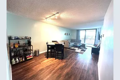 118  Lake Emerald Dr Drive, Unit #406, Oakland Park, FL 33309 - Photo 2