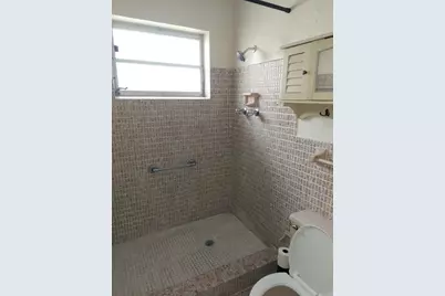 1011 NW 45th Ct, Fort Lauderdale, FL 33309 - Photo 8