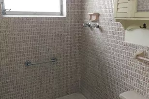 1011 NW 45th Ct, Fort Lauderdale, FL 33309 - Photo 8