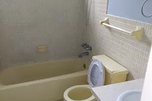 1011 NW 45th Ct, Fort Lauderdale, FL 33309 - Photo 14