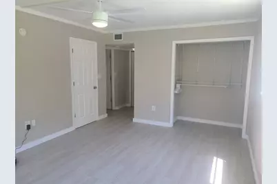 1700 NE 191st St, Unit #100, Miami, FL 33179 - Photo 2