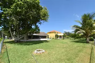 1654 SW Lexington Dr, Port Saint Lucie, FL 34953 - Photo 10