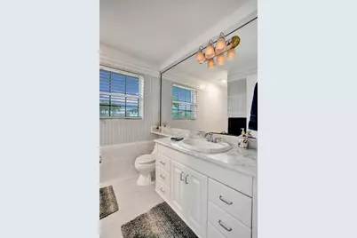 2542  Marathon Ln, Fort Lauderdale, FL 33312 - Photo 8