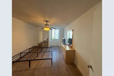 850 N Miami Ave, Unit #W703, Miami, FL 33136 - Photo 16