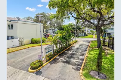 3001 NW 4th Ter, Unit #162, Pompano Beach, FL 33064 - Photo 1