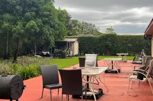 5940 Piney Ct, Greenacres, FL 33463 - Photo 10