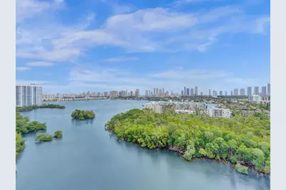 16385  Biscayne Blvd, Unit #1518, North Miami Beach, FL 33160 - Photo 30