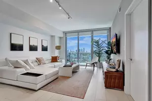 16385 Biscayne Blvd, North Miami Beach, FL 33160 - Photo 6