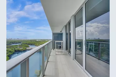 16385  Biscayne Blvd, Unit #1518, North Miami Beach, FL 33160 - Photo 26