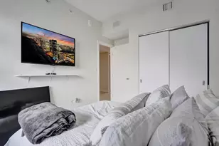 16385 Biscayne Blvd, North Miami Beach, FL 33160 - Photo 20