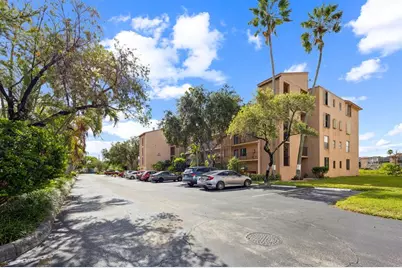 7210  Lake Circle Dr, Unit #106, Margate, FL 33063 - Photo 1