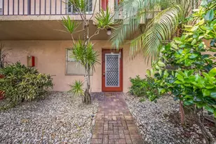 7210 Lake Cir Dr, Margate, FL 33063 - Photo 6