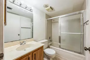 7210 Lake Cir Dr, Margate, FL 33063 - Photo 20