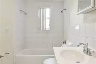 2055 NW 8th St, Pompano Beach, FL 33069 - Photo 8