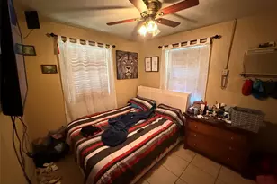 2377 NW 84th St, Miami, FL 33147 - Photo 6