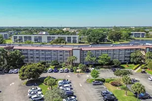 3203 Portofino Point, Coconut Creek, FL 33066 - Photo 32