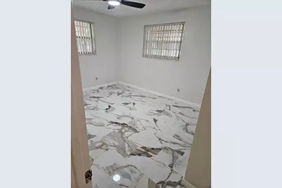 6380 NW 25th Ct, Sunrise, FL 33313 - Photo 4