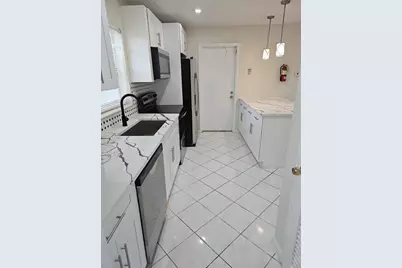 6380 NW 25th Ct, Sunrise, FL 33313 - Photo 12