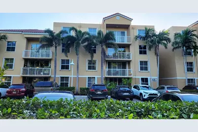 619 E Sheridan St, Unit #203, Dania Beach, FL 33004 - Photo 1