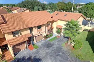 1013 SW 112th Ter, Pembroke Pines, FL 33025 - Photo 38