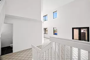 1013 SW 112th Ter, Pembroke Pines, FL 33025 - Photo 6