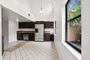 1013 SW 112th Ter, Pembroke Pines, FL 33025 - Photo 16