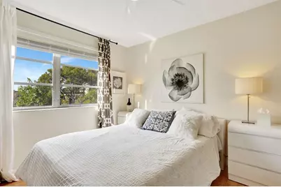 2230 N Cypress Bend Dr, Unit #306, Pompano Beach, FL 33069 - Photo 14