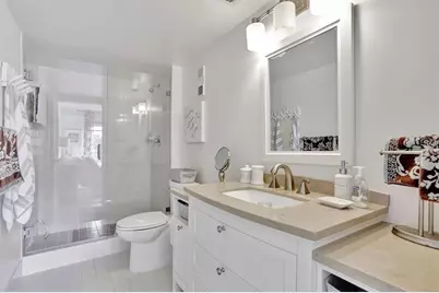 2230 N Cypress Bend Dr, Unit #306, Pompano Beach, FL 33069 - Photo 16