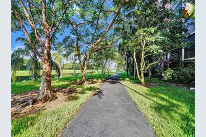 2200 S Cypress Bend Dr, Unit #601, Pompano Beach, FL 33069 - Photo 22