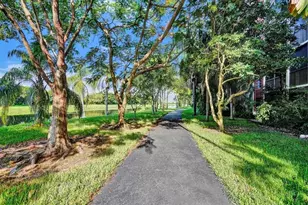 2200 S Cypress Bend Dr, Pompano Beach, FL 33069 - Photo 22