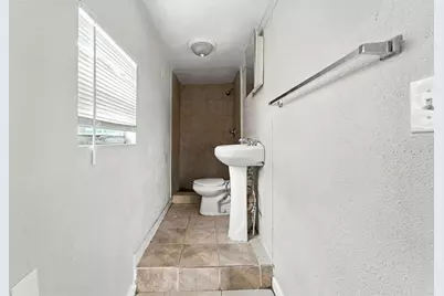 3196 N Seacrest Blvd, Boynton Beach, FL 33435 - Photo 20