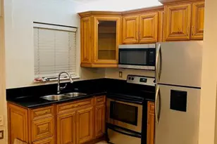 1301 N 12th Ct, Hollywood, FL 33019 - Photo 2