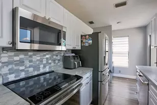 6052 Lace Wood Cir, Lake Worth, FL 33462 - Photo 6