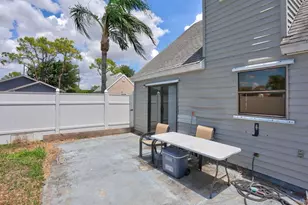 6052 Lace Wood Cir, Lake Worth, FL 33462 - Photo 20