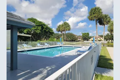 3264 NW 22nd Avenue, Oakland Park, FL 33309 - Photo 2