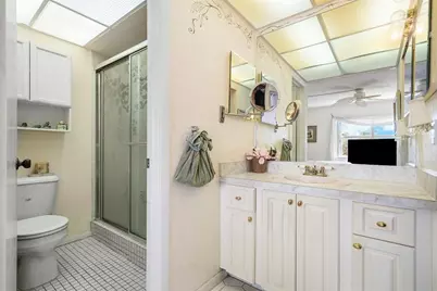 9681  Sunrise Lakes Blvd, Unit #201, Sunrise, FL 33322 - Photo 12