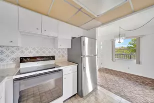 13250 SW 7th Ct, Pembroke Pines, FL 33027 - Photo 34